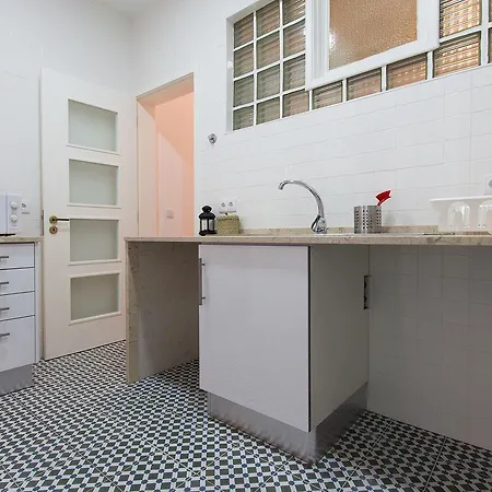 Principe Real Terrace By Homing * 리스본